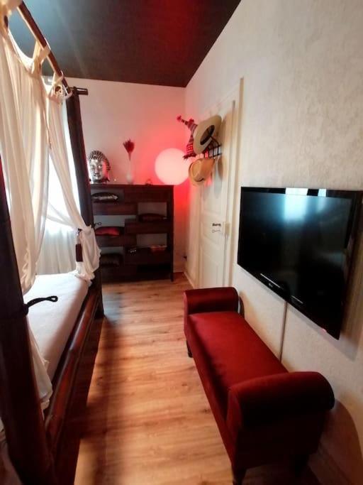 Island Apartment